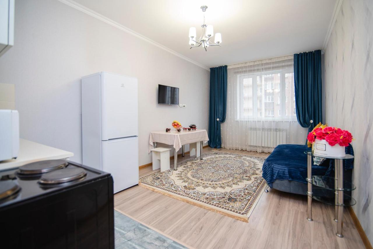 Apartment Zodiak Αλμάτι Εξωτερικό φωτογραφία