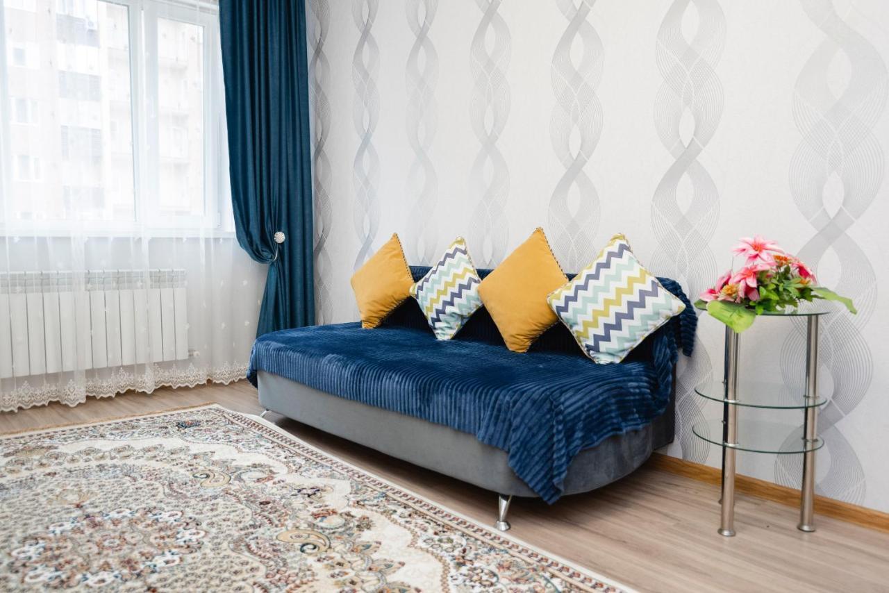 Apartment Zodiak Αλμάτι Εξωτερικό φωτογραφία