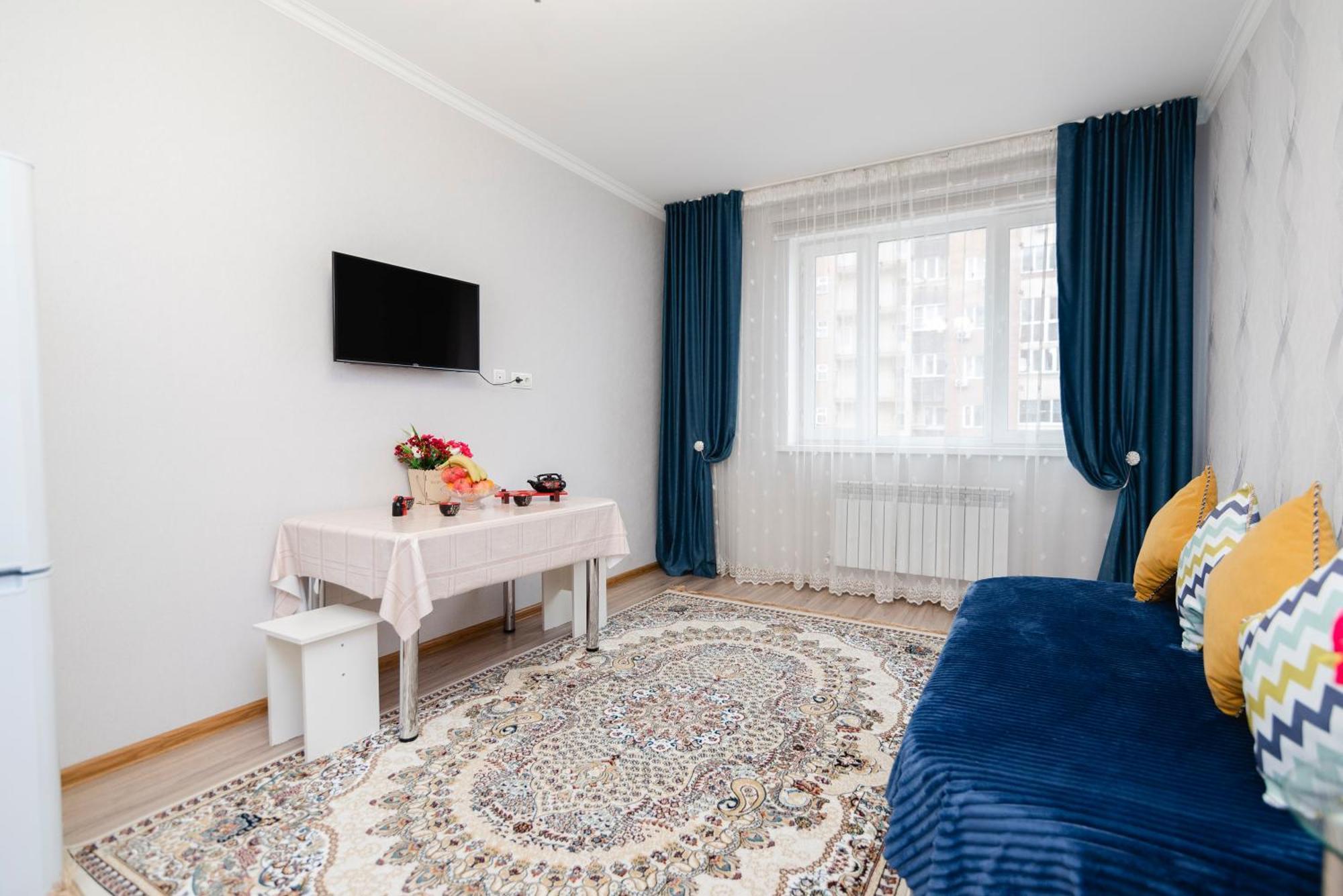 Apartment Zodiak Αλμάτι Εξωτερικό φωτογραφία